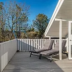 Henri - 1-2km From The Sea By Interhome