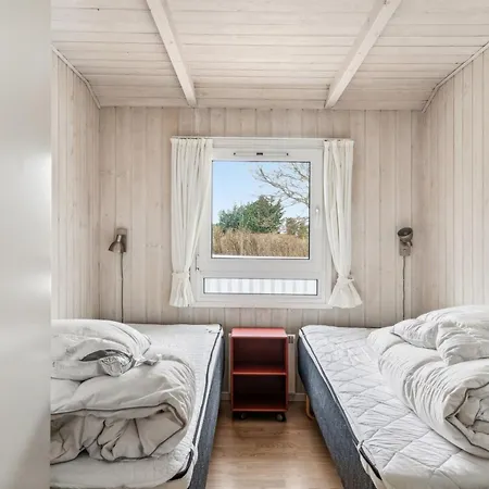 度假居 Henri - 1-2km From The Sea By Interhome