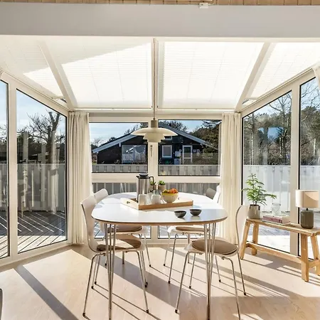 Henri - 1-2km From The Sea By Interhome *