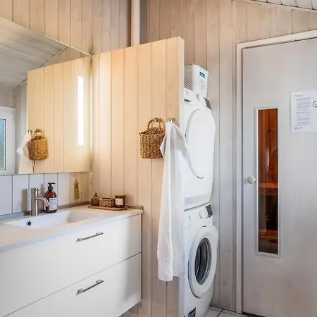 펜션 Henri - 1-2km From The Sea By Interhome